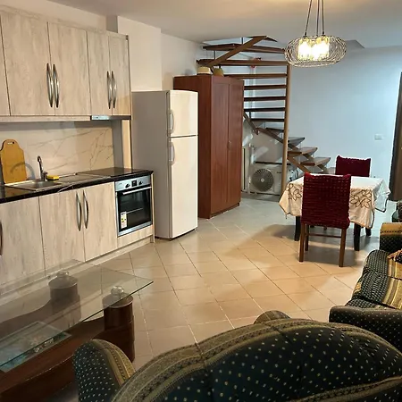 Apartament Duplex On Fifth Saranda