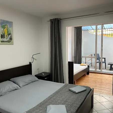 Duplex On Fifth Sarandë